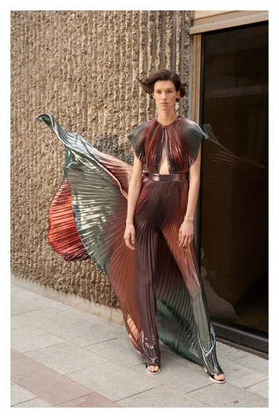 Look 57